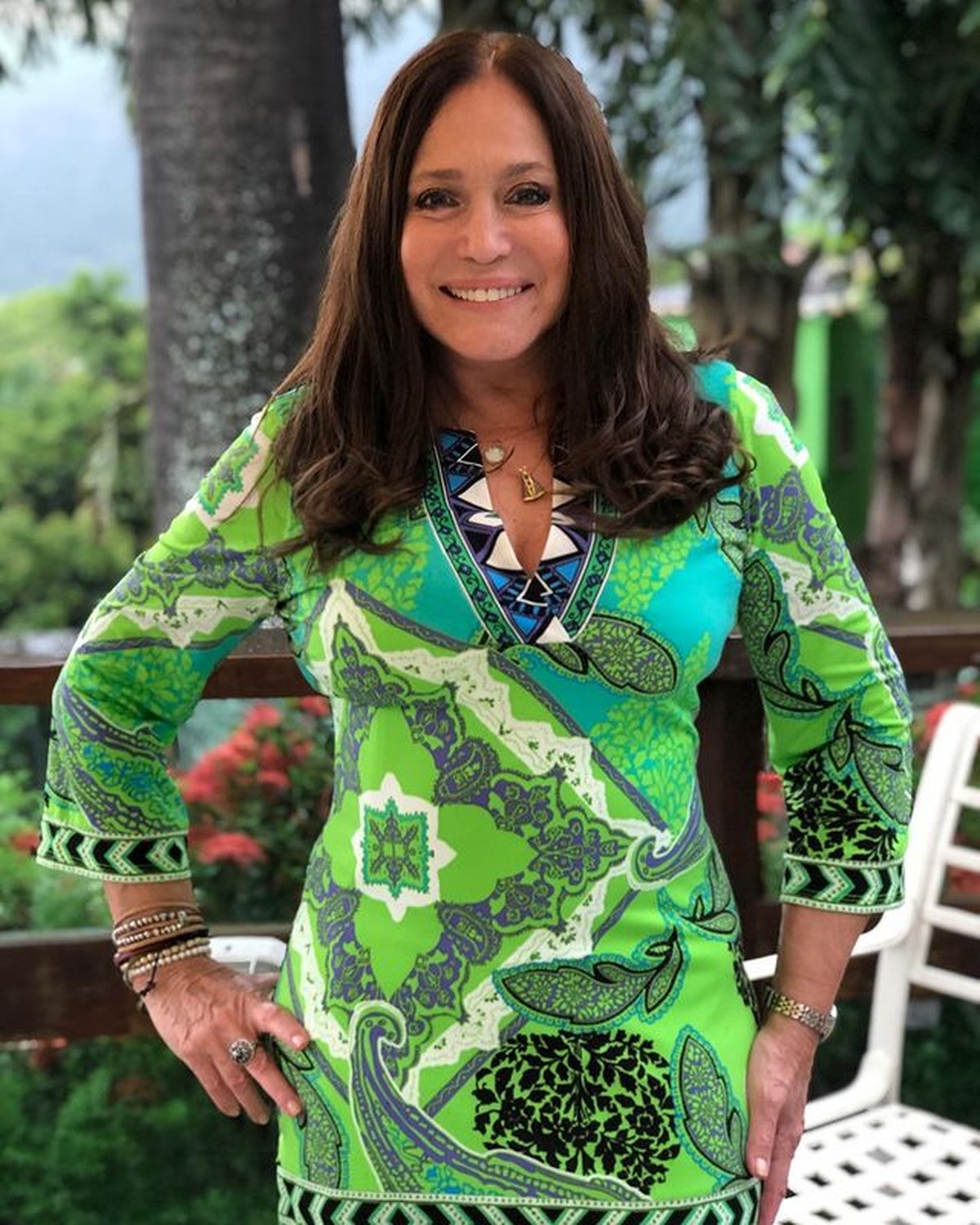 Salah satu bintang telenovela legendaris Brasil&comma; Susana Vieira bikin heboh karena ngaku kencani 300 gay&period; Yuk intip potretnya&excl;