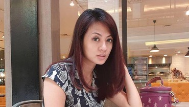 img-title Cerai sejak 2021, Yeyen Lidya Siap Buka Hati?