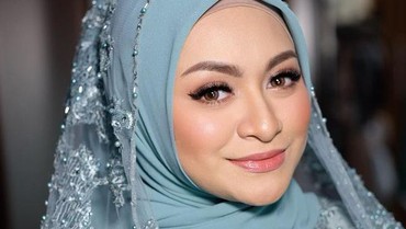 img-title Ngobrol dengan Riesca Rose Langsung, Nathalie Holscher Ungkap Hal Ini
