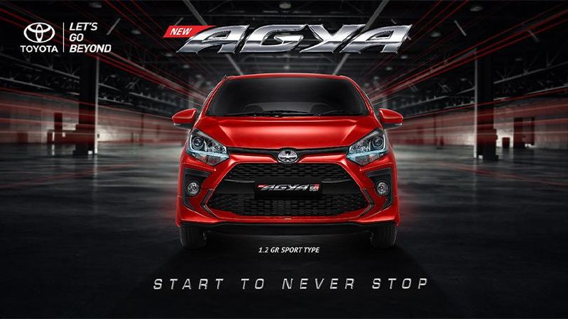Toyota Agya mengusung desain city car compact yang andal untuk menyusuri padatnya jalanan perkotaan.