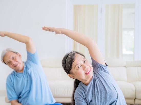 Aktivitas Sehari-hari Lebih Terbantu, Rekomendasi Alat Bantu untuk Lansia di Rumah