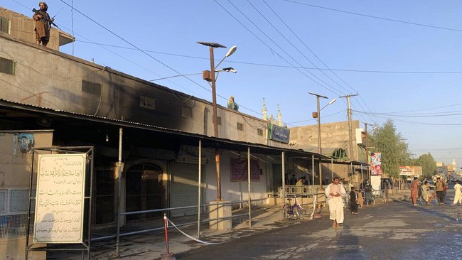 Setidaknya lima orang terluka akibat ledakan bom di pinggiran jalan Ibu Kota Afghanistan, Kabul, pada hari ini, Selasa (30/11).