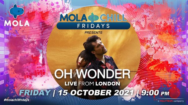 Tidak ada yang kurang maupun lebih dalam konser Oh Wonder dalam Mola Chill Fridays. Segalanya ditakar dengan pas, menampilkan kesederhanaan yang apa adanya.