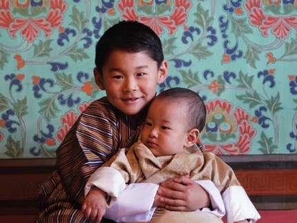 7 Potret Calon Penerus Takhta Kerajaan Bhutan, Putra Jetsun Pema & Raja Jigme