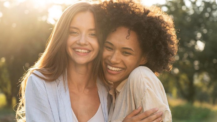 Ungkapkan Kasih Sayang Lewat Dukungan, Setiap Zodiak Punya Caranya Masing-masing, Lho!