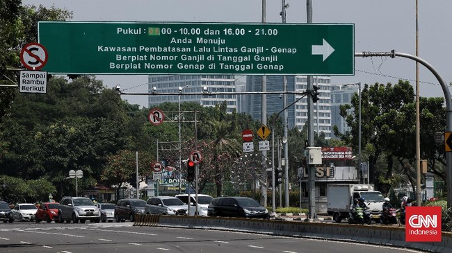 Rekayasa lampau lintas patokan ganjil genap di Jakarta ditiadakan selama libur Idul Adha pada Senin (17/6) hingga Selasa (18/6).