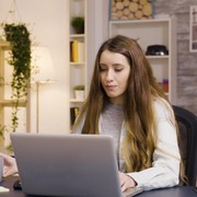 Kurangi Mengeluh, Berikut Tips Mencapai Work Life Balance Supaya Lebih Bahagia!