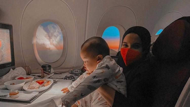 Zaskia Sungkar dan Ukkasya Zaskia Sungkar dan Ukkasya
