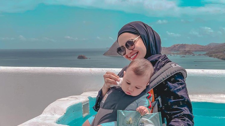 Zaskia Sungkar dan Ukkasya Zaskia Sungkar dan Ukkasya