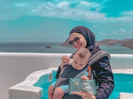 Cara agar Si Kecil Tetap Dapatkan ASI meski Positif COVID-19 seperti Ukkasya