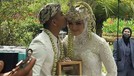 Ridho DA resmi menikahi Syifa Aisyah pada Minggu &lpar;17&sol;10&rpar; di Garut dengan tema adat Sunda&period; Yuk intip&excl;