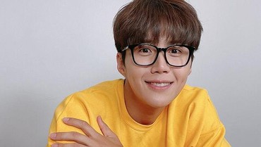 Beberapa Brand Hapus Foto Kim Seon Ho yang Diduga Paksa Eks Pacar Aborsi