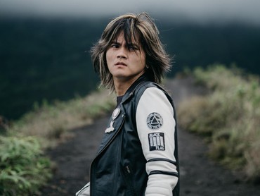 img-title Lirik Lagu Lepas dan Pergi - AXL Ramanda