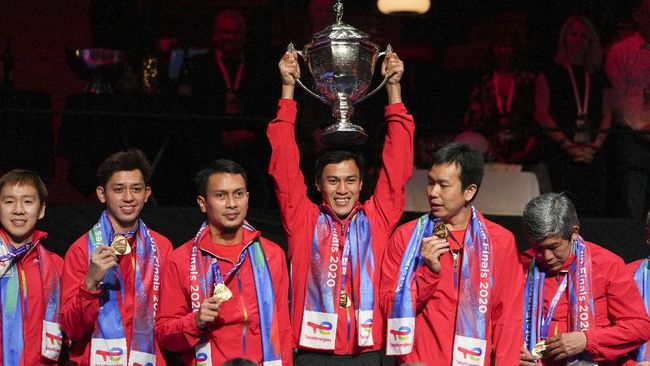 Berikut kronologi Indonesia tak bisa mengibarkan bendera merah putih saat menjadi juara Thomas Cup 2020 (Thomas Cup 2021).