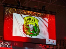 Menpora Di-smash Netizen Indonesia Karena Bendera Merah Putih