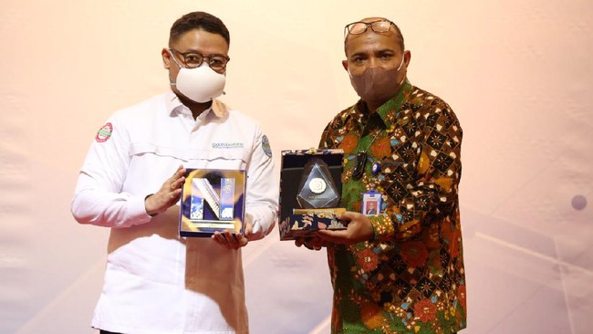 BPJS Kesehatan bekerja sama dengan Bank Nagari menghadirkan layanan autodebit untuk mempermudah kewajiban peserta JKN-KIS membayar iuran setiap bulan.