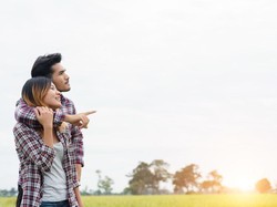 Naksir Sahabat Sendiri? Coba Kasih Kode Lewat 7 Lagu Ini