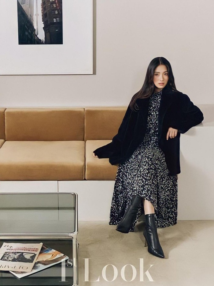 Sementara, Kim Hye Yoon akan berperan sebagai Kim Jo Yi, seorang perempuan yang sudah bercerai. Namun, ia akhirnya mencari kebahagiaan lain dengan bergabung untuk menyelidiki serta memerangi korupsi bersama Ra Yi Eon./Foto: allkpop.com