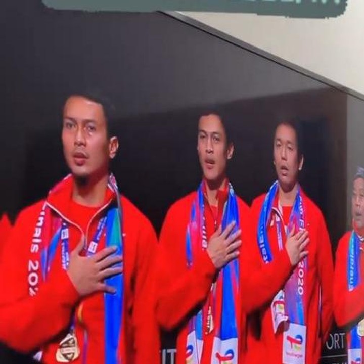 <p>Karena Piala Thomas kali ini diadakan di Denmark, sang istri, Christine Novitania tak melewatkan momen Mohammad Ahsan sedikit pun ketika bertanding di sana. (Foto: Instagram @just.itinee)</p>