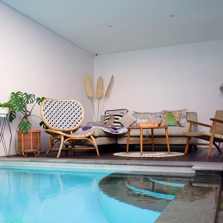 <p>Lantai satu rumah Sammy dan Viviane adalah area pribadi, Bunda. Kamar utama dan kamar anak terletak di lantai ini. (Foto: Youtube Boy William)</p>