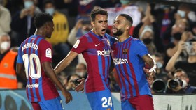 Hasil Liga Spanyol: Barcelona Menang Besar Atas Valencia