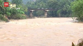 VIDEO: Banjir dan Longsor di India Tewaskan 15 Orang