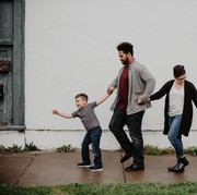 5 Karakteristik Toxic Parenting, Kamu Mengalaminya?