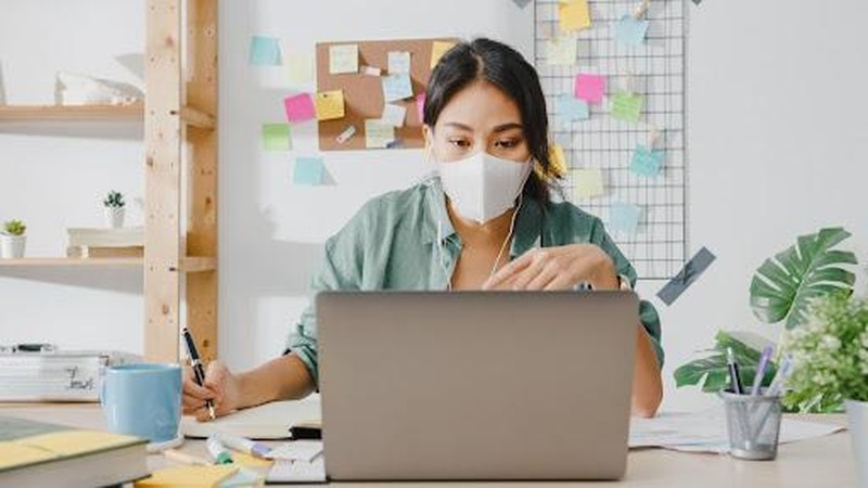 Pandemi Covid-19 di Indonesia hingga kini masih belum sepenuhnya teratasi