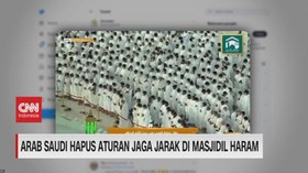 VIDEO: Arab Saudi Hapus Aturan Jaga Jarak di Masjidil Haram