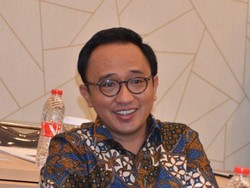 Gerindra Maafkan Ejekan Prabowo Bukan Lawan Ganjar Adian Napitulu