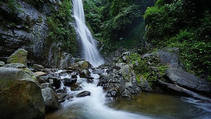 Curug Cigentis, Curug Adem ala Puncak di Karawang, Cocok buat Isi Libur Sehari!