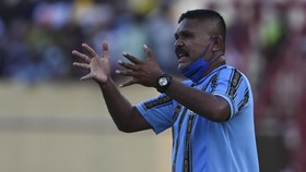 Sentuhan Midas Eduard Ivakdalam