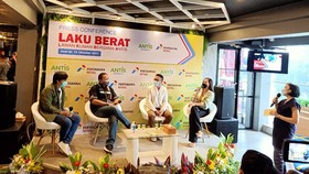 Antis dan Pertamina Sediakan Dispenser Hand Sanitizer di SPBU