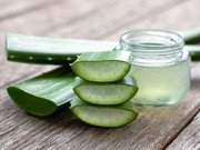 7 Bahan Alami untuk Mengatasi Rambut Rontok