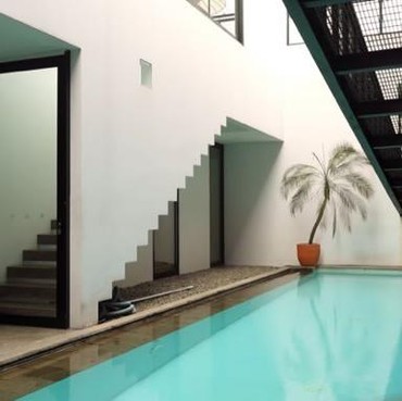 Intip 9 Potret Rumah Mewah Sammy Simorangkir Bak di Beverly Hills California