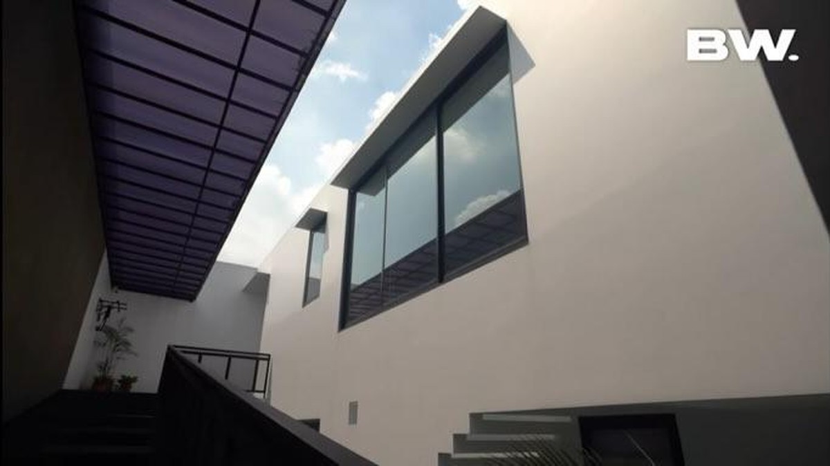 Sammy Simorangkir memiliki hunian mewah yang berkonsep loop house bak rumah di Beverly Hills&comma; California&period; Yuk intip&excl;