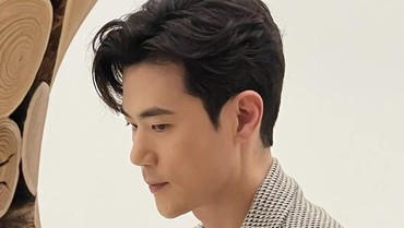 img-title Ketakutan Kim Kang Woo Main di Film Thriller 'Guimoon: The Lightless Door'