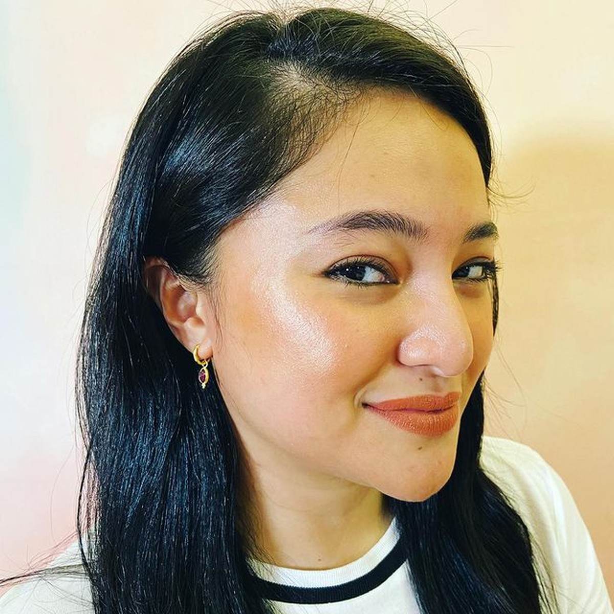 Marshanda baru saja selesai menjalani terapinya di Amerika dan telah kembali ke Indonesia&period; Yuk intip potretnya usai terapi&excl;