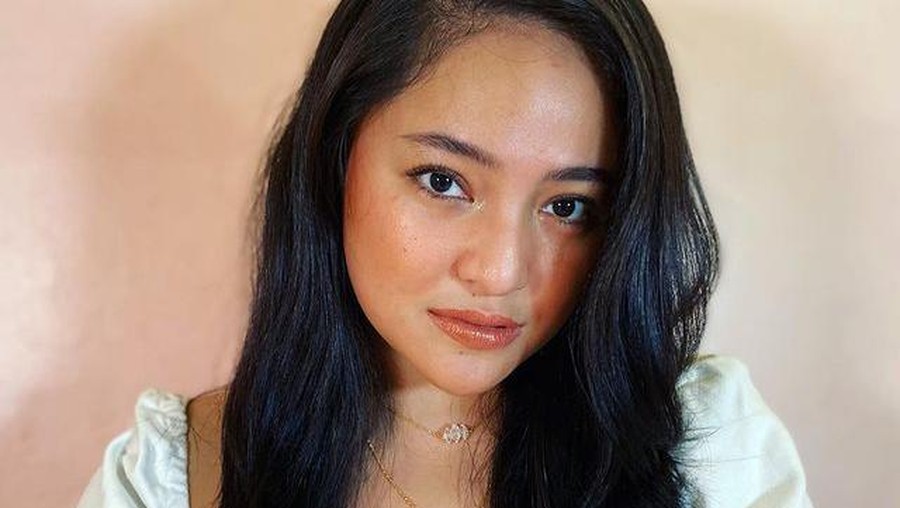 Pancarkan Aura Bahagia, 7 Potret Marshanda Usai Jalani Terapi di Amerika Marshanda baru saja selesai menjalani terapinya di Amerika dan telah kembali ke Indonesia. Yuk intip potretnya usai terapi!