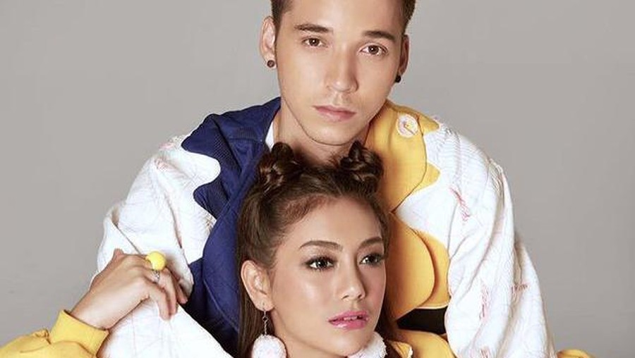 Rumah tangga Celine Evangelista dan Stefan William sedang berada di ujung tanduk dan menunggu putusan cerai. Yuk intip potret mereka!