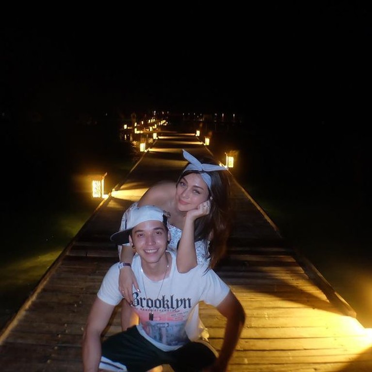 Proses Cerai, Intip Lagi 8 Foto Mesra Celine Evangelista & Stefan William Rumah tangga Celine Evangelista dan Stefan William sedang berada di ujung tanduk dan menunggu putusan cerai. Yuk intip potret mereka!