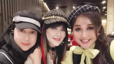 img-title Persahabatan 30 Tahun Ita Purnamasari, Paramitha Rusady, dan Sylvana