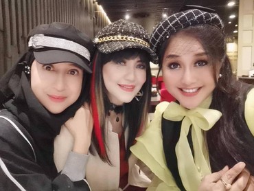 Persahabatan 30 Tahun Ita Purnamasari, Paramitha Rusady, dan Sylvana