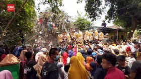 VIDEO: Gelar Tradisi Keresan, Warga Abaikan Prokes