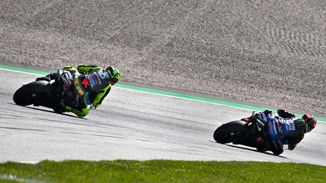 MotoGP Emilia Romagna 2021 di Sirkuit Misano, Minggu (24/10), akan jadi momen spesial bagi Valentino Rossi dan Fabio Quartararo.