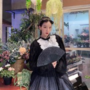 5 Gaya Taeyeon SNSD di Amazing Saturday Ini Bisa Ide Seru Buat Kostum Halloween