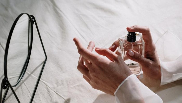 4 Parfum Niche Beraroma Maskulin yang Bisa Jadi Inspirasi Kado Ulang Tahun si Dia, Yuk Nabung Yuk! 4 Parfum Niche Beraroma Maskulin yang Bisa Jadi Inspirasi Kado Ulang Tahun si Dia, Yuk Nabung Yuk!