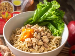 3 Resep Mie Ayam Enak ala Warung Mie yang Populer Lezatnya