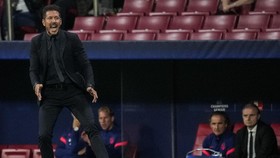 Simeone Tolak Jabat Tangan Klopp Usai Kalah dari Liverpool