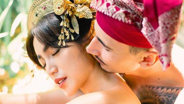 img-title Tanggapan Artis Lihat Pas Foto Nikah Jessica Iskandar dan Vincent Verhaag